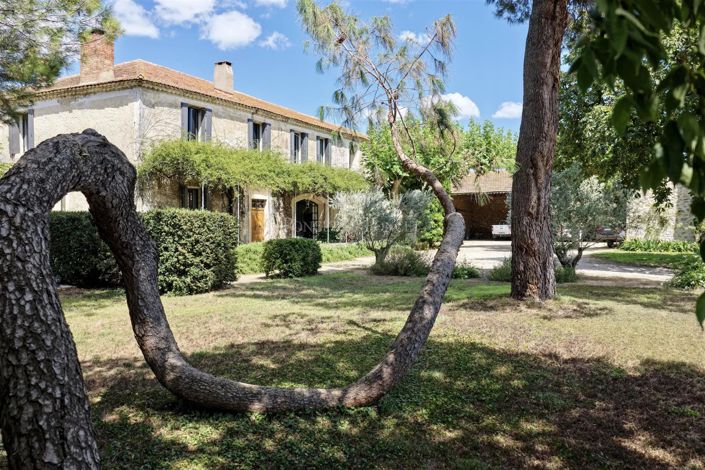 Image No.2-10 Bed House for sale