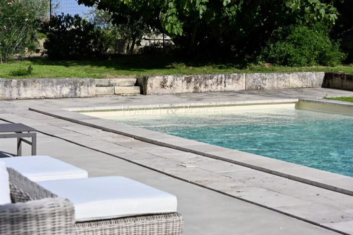 Image No.9-10 Bed House for sale