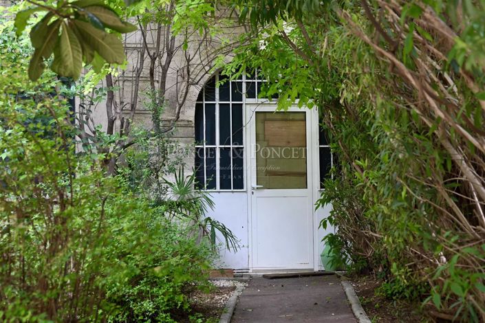 Image No.12-7 Bed House for sale