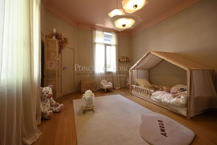 Image No.13-7 Bed House for sale