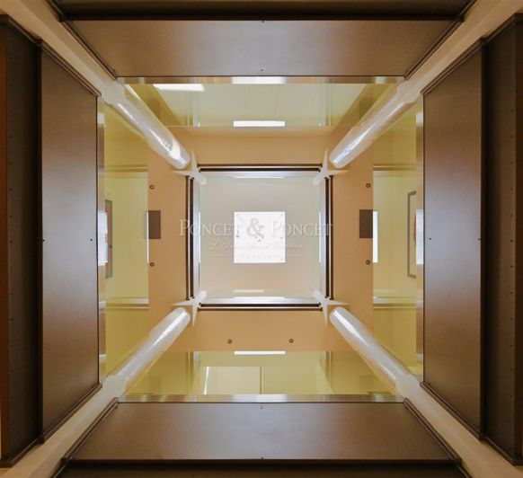 Image No.14-7 Bed House for sale