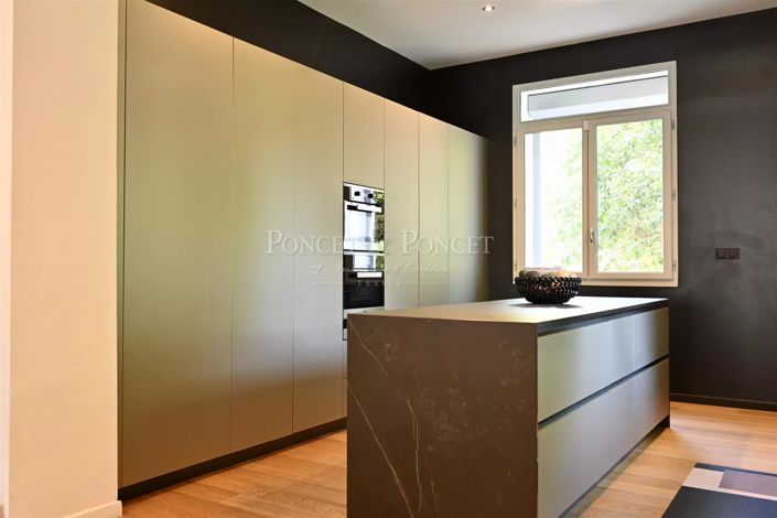 Image No.5-7 Bed House for sale