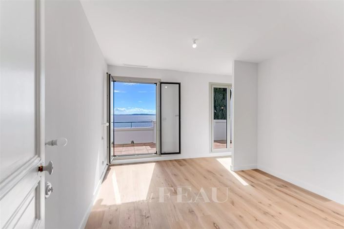 Image No.18-4 Bed House for sale