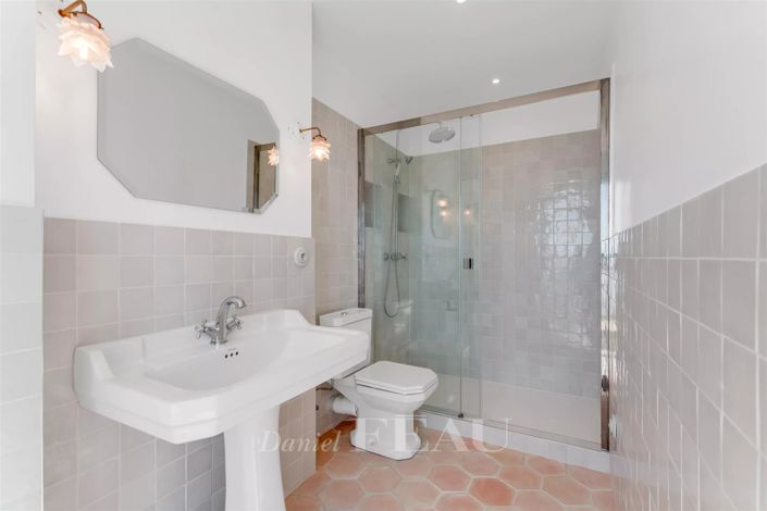 Image No.19-4 Bed House for sale