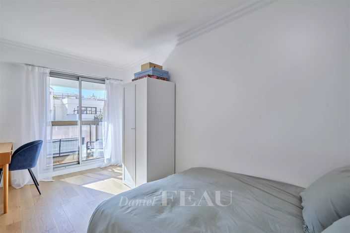 Image No.18-3 Bed Apartment for sale