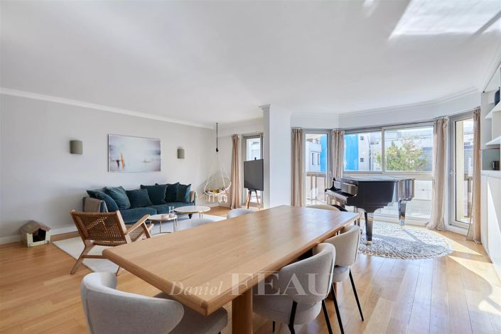 Image No.3-3 Bed Apartment for sale