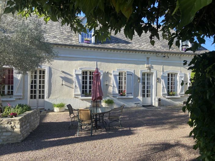 Image No.2-4 Bed House for sale