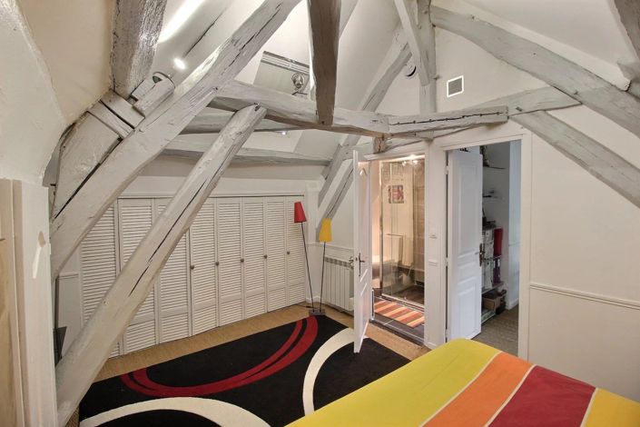 Image No.22-4 Bed House for sale