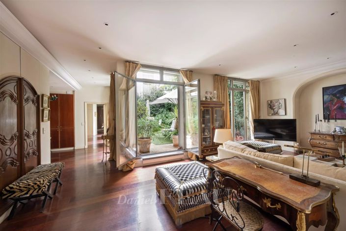 Image No.11-2 Bed Apartment for sale