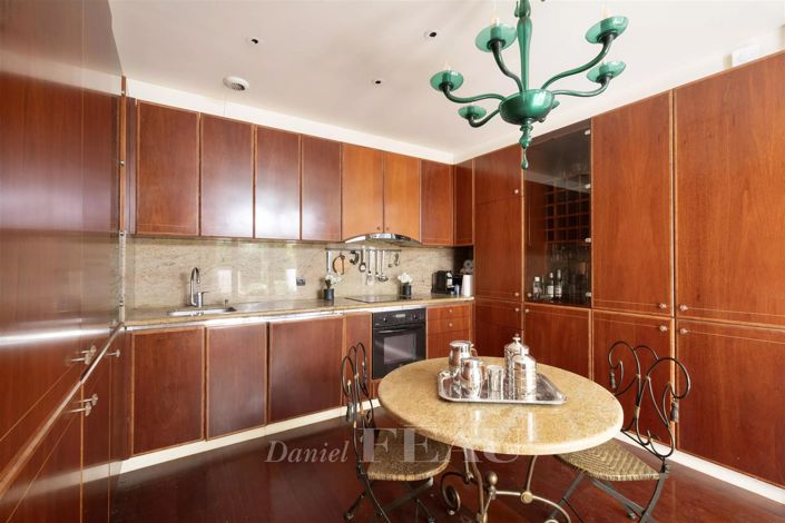 Image No.13-2 Bed Apartment for sale