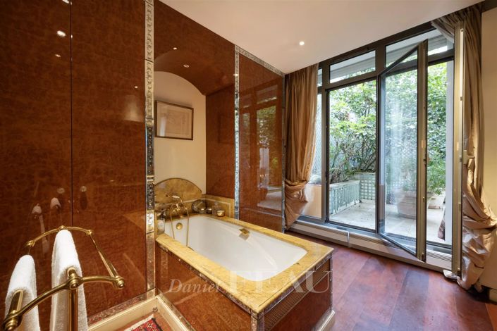 Image No.18-2 Bed Apartment for sale