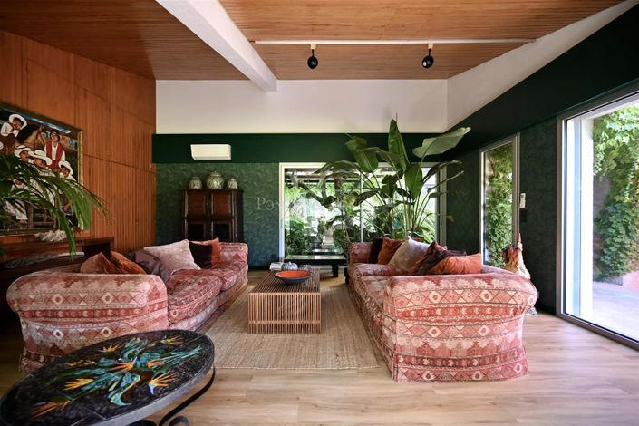 Image No.21-5 Bed House for sale