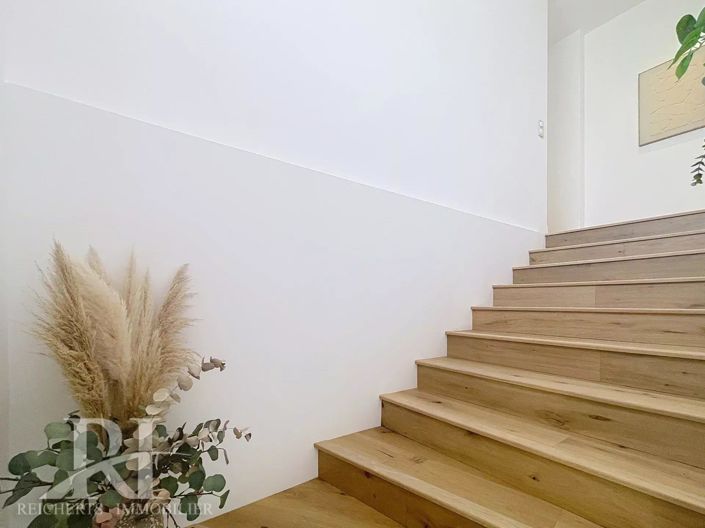 Image No.11-House for sale