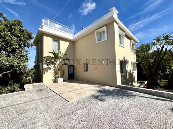 Image No.11-6 Bed House for sale