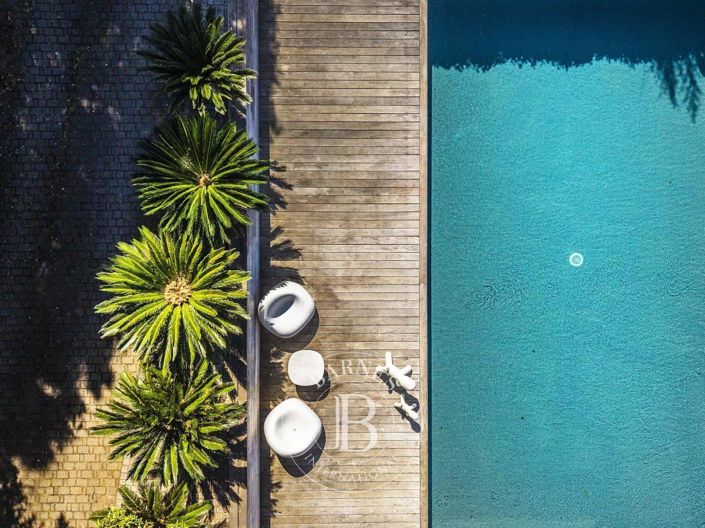 Image No.1-3 Bed House for sale