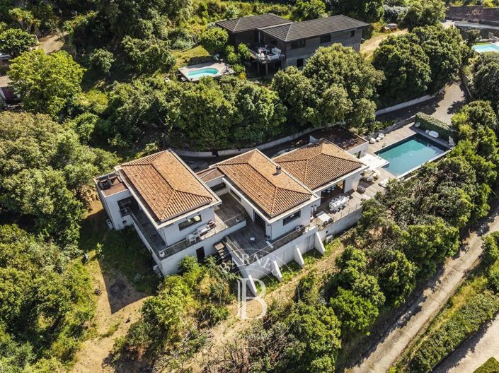 Image No.12-3 Bed House for sale