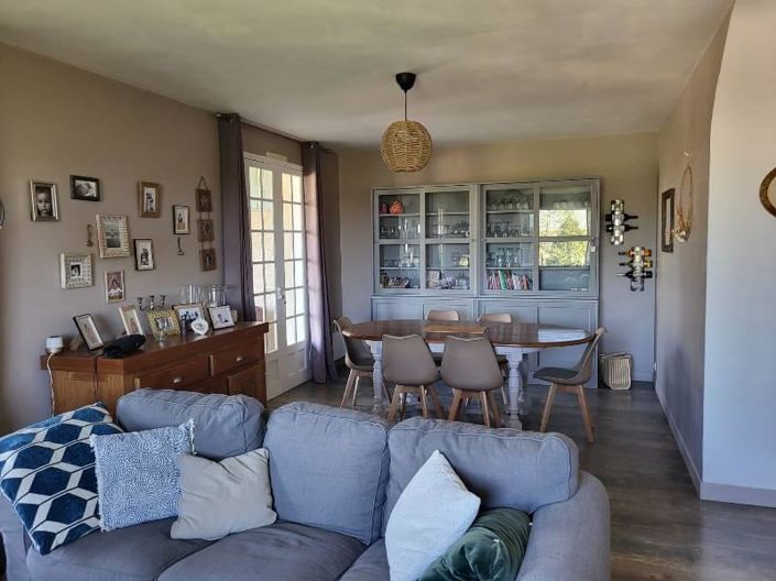 Image No.2-3 Bed House for sale