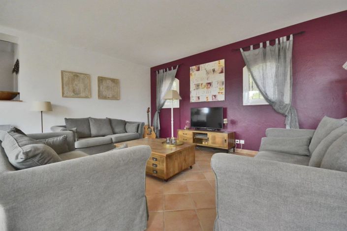 Image No.14-4 Bed House for sale