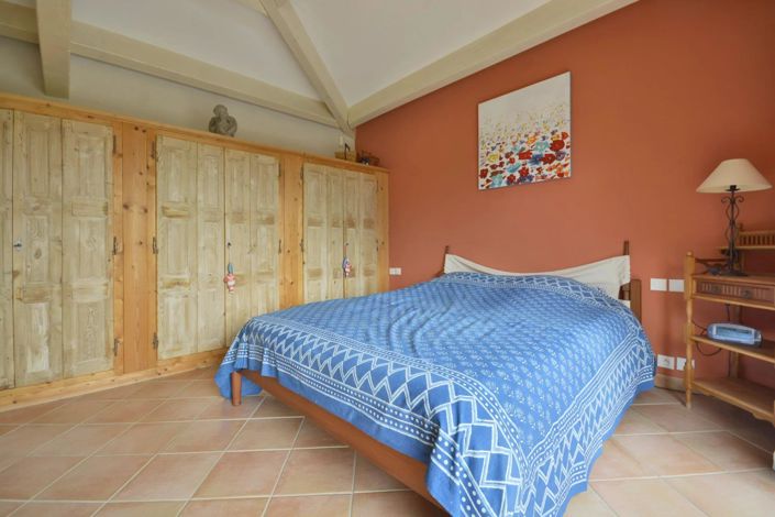 Image No.21-4 Bed House for sale