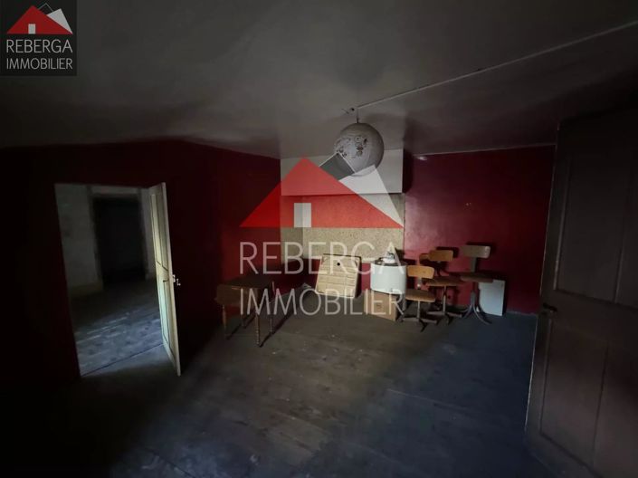 Image No.12-5 Bed House for sale