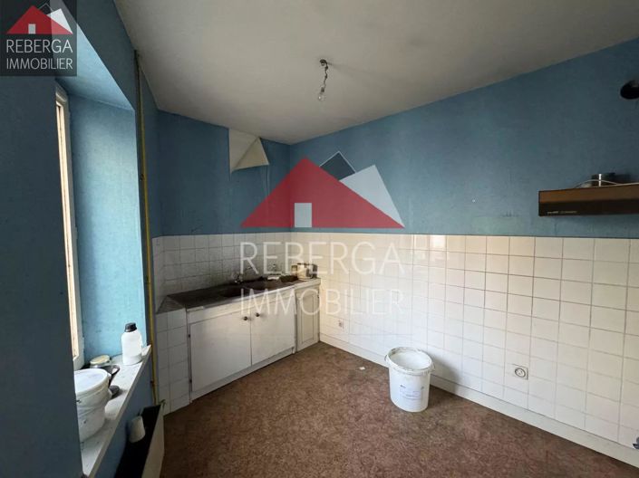 Image No.9-5 Bed House for sale