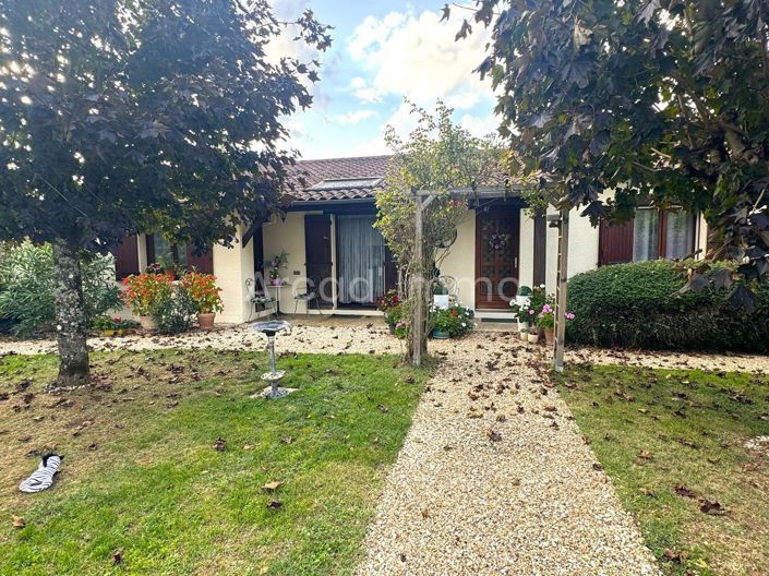 Image No.1-3 Bed House for sale