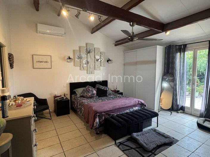 Image No.5-3 Bed House for sale