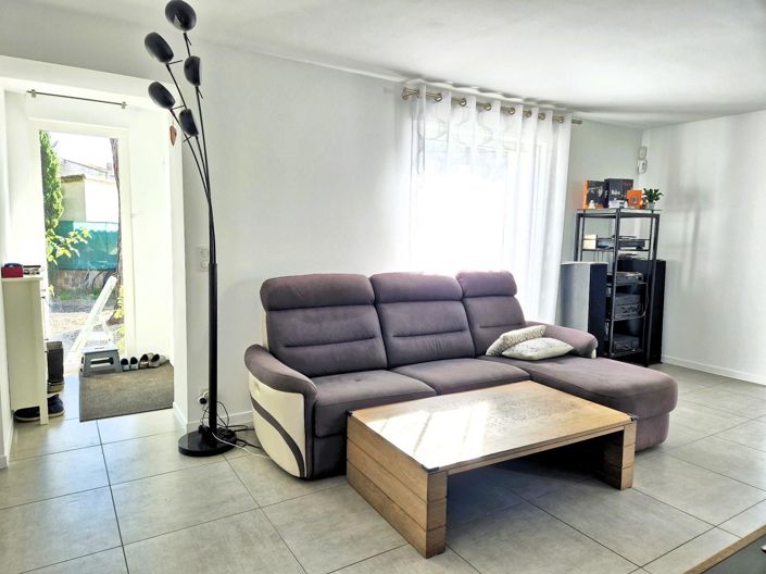 Image No.9-5 Bed House for sale