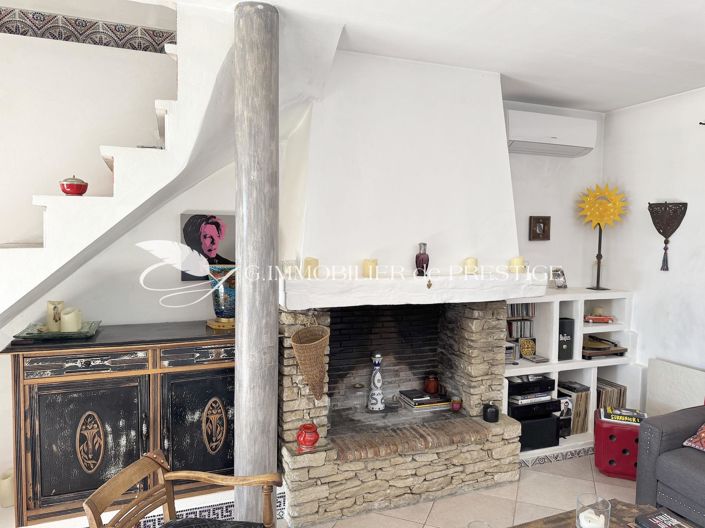 Image No.7-5 Bed House for sale