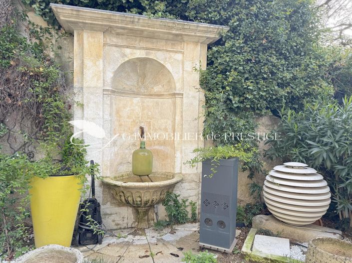 Image No.4-5 Bed House for sale