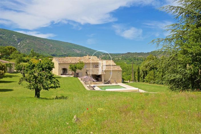 Image No.1-4 Bed House for sale