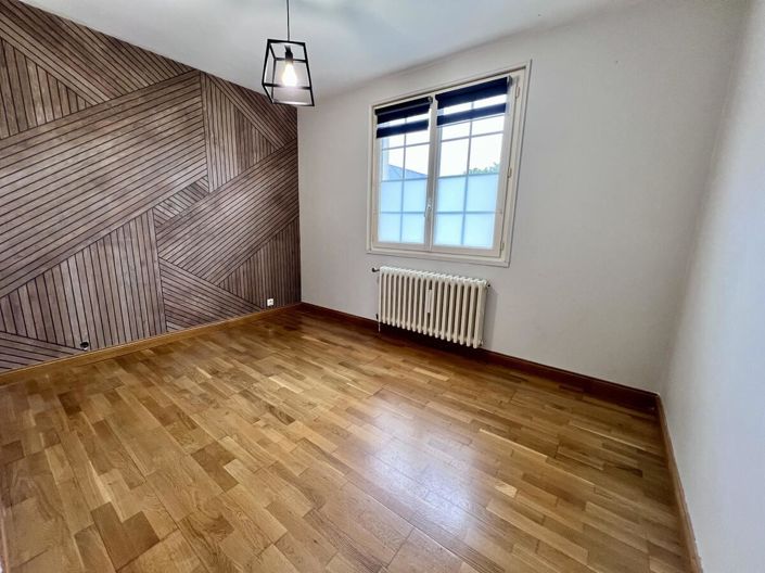 Image No.7-House for sale