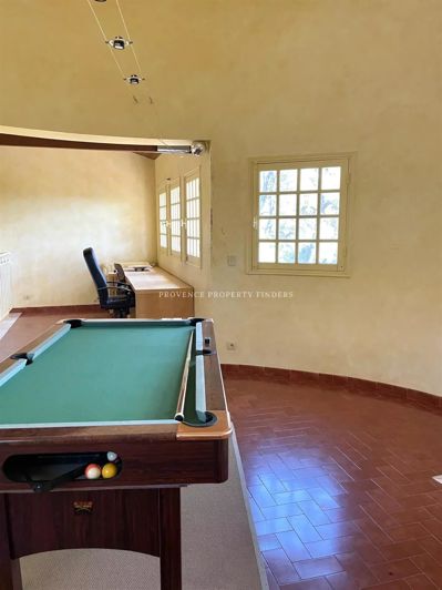 Image No.23-6 Bed House for sale