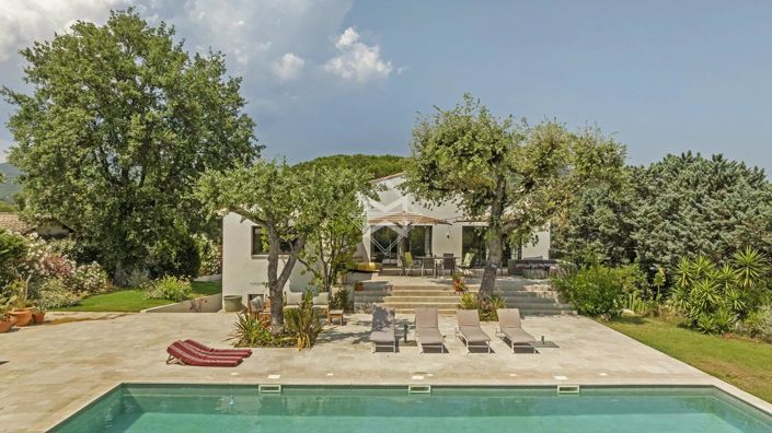 Image No.3-6 Bed House for sale