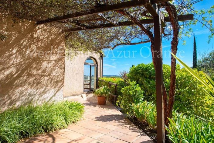 Image No.23-6 Bed House for sale