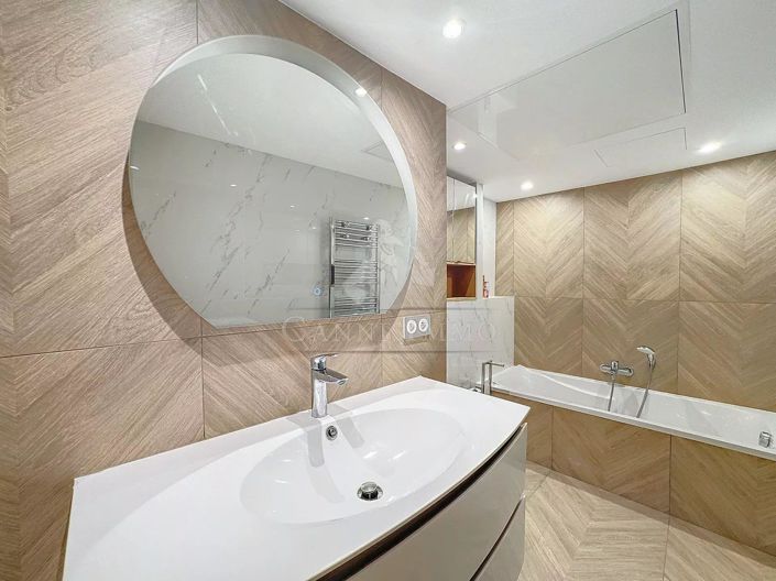 Image No.12-3 Bed Apartment for sale