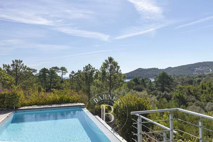 Image No.4-4 Bed House for sale