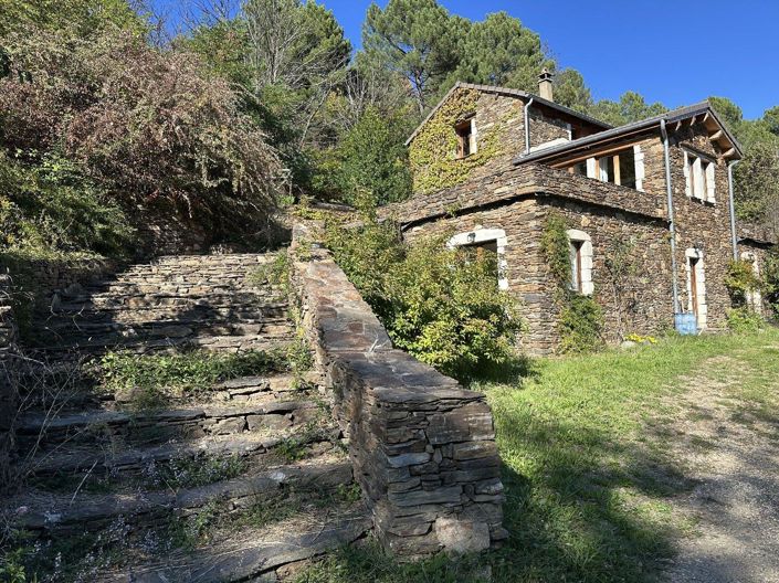 Image No.1-3 Bed House for sale