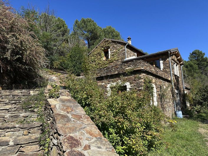 Image No.11-3 Bed House for sale