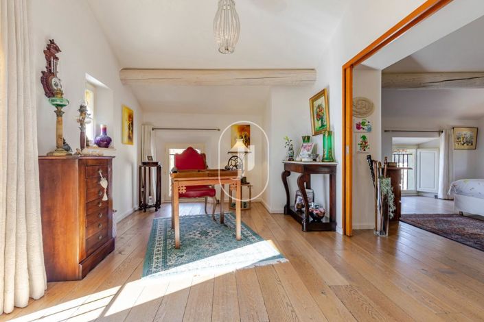 Image No.12-3 Bed House for sale