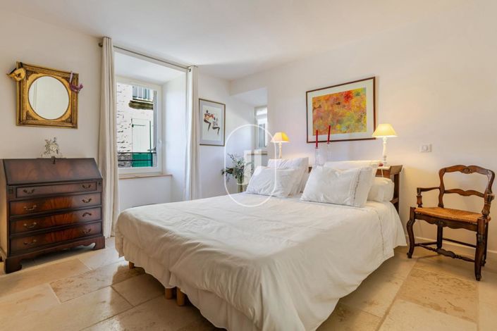 Image No.9-3 Bed House for sale