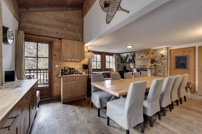 Image No.2-6 Bed House for sale