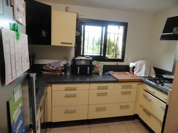 Image No.4-2 Bed House for sale