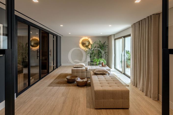 Image No.10-6 Bed House for sale