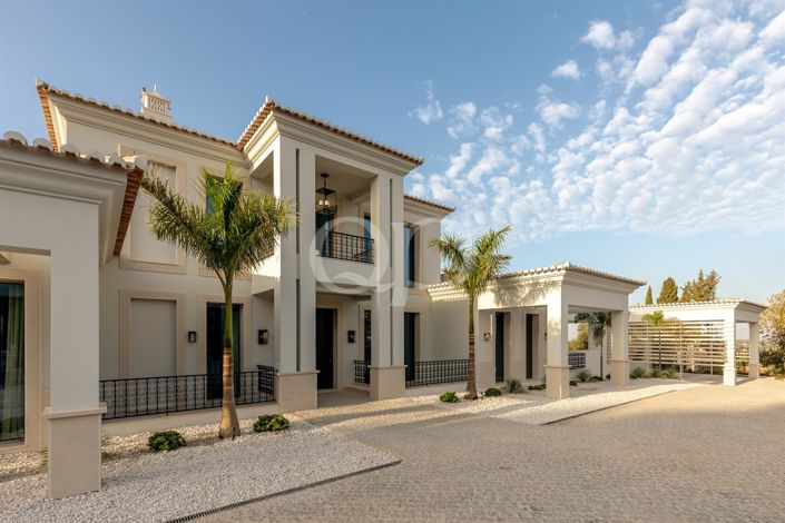 Image No.14-6 Bed House for sale