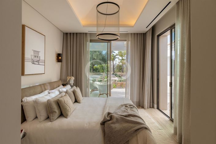 Image No.22-6 Bed House for sale