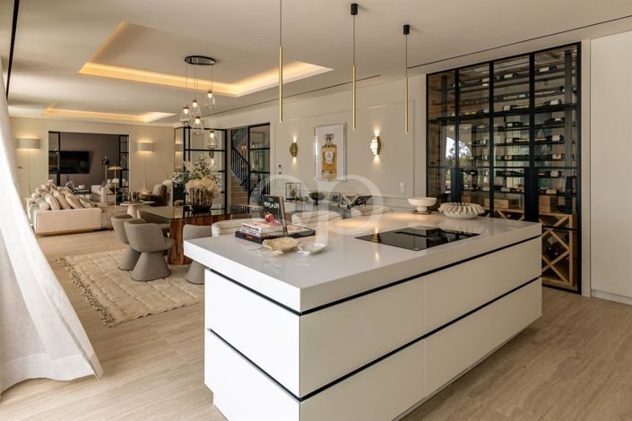 Image No.39-6 Bed House for sale