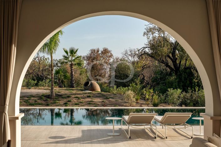 Image No.54-6 Bed House for sale