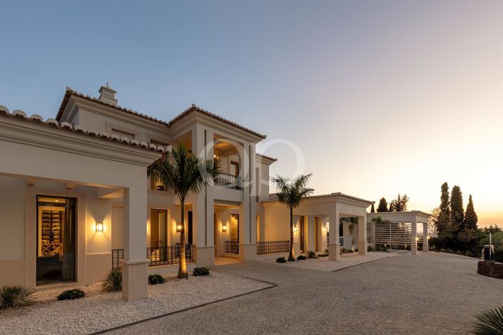 Image No.63-6 Bed House for sale