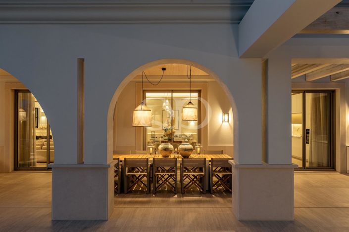 Image No.66-6 Bed House for sale